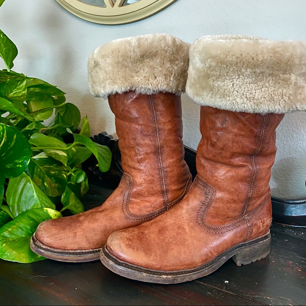 Frye Valerie Shearlings Boots